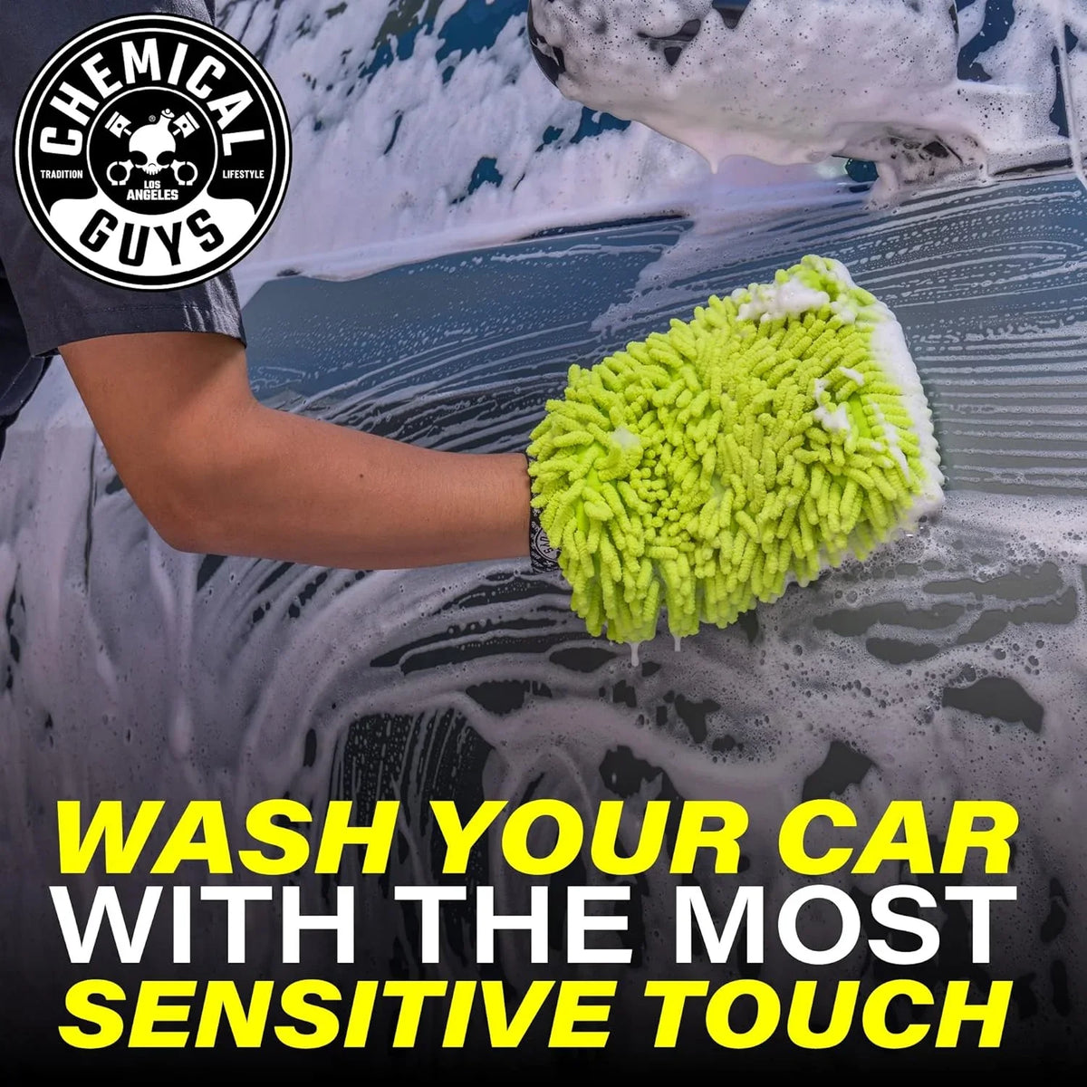 Chemical Guys HOL340 15-Piece Arsenal Builder Car Wash Kit with Foam Gun, Bucket, and (5) 16 oz Car Care Cleaning Chemicals, Gift for Car & Truck Lovers, Dads and DIYers (Works w/Garden Hose)