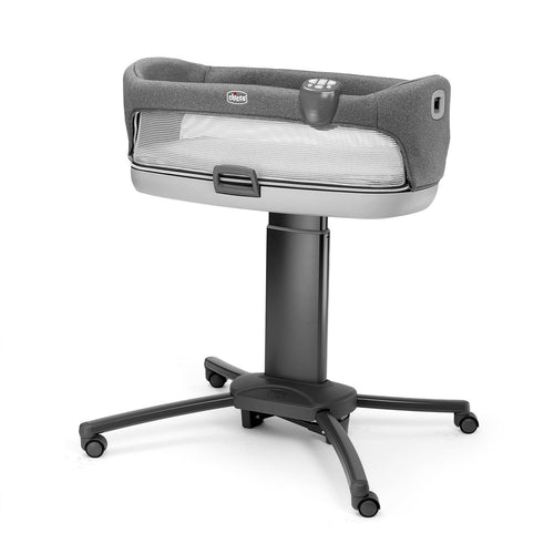 Chicco Close to You 3-in-1 Portable Bedside Bassinet and Changing Table - Heather Grey (Grey). New