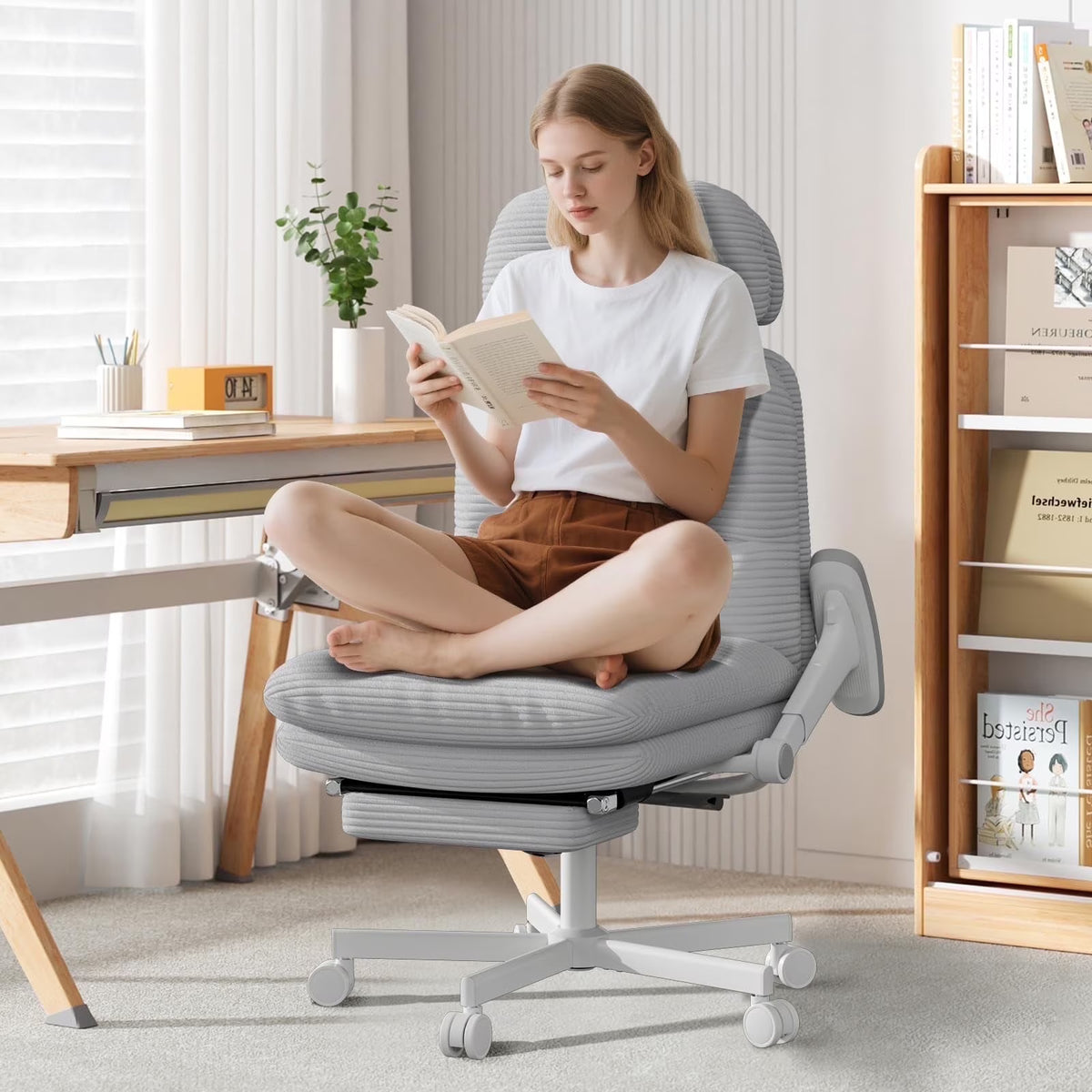 Solfway Criss Cross Chair with Wheels & Flip-up Arms, Executive Office Chair with Foot Rest, Swivel Cross Legged Office Chair, White Corduroy Fabric Comfy Computer Desk Chair, Vanity Chair for Home